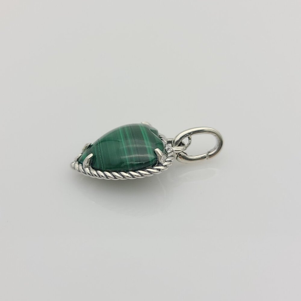David Yurman Heart Malachite Pendant 19x23mm - Picture 2 of 7